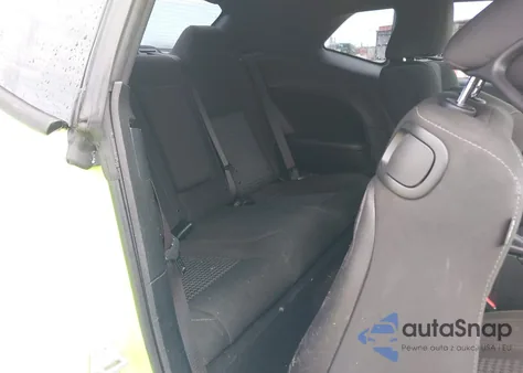 2019 Dodge Challenger Sxt z USA, uszkodzony, nr VIN 2C3CDZAG5KH741362